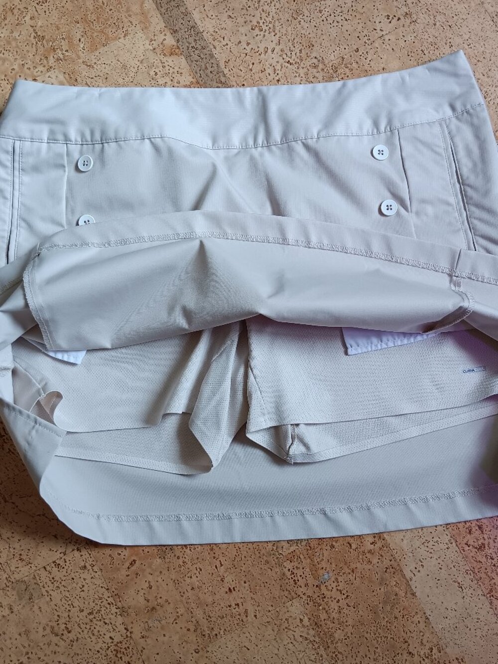 Adidas skort - Picture 3 of 6